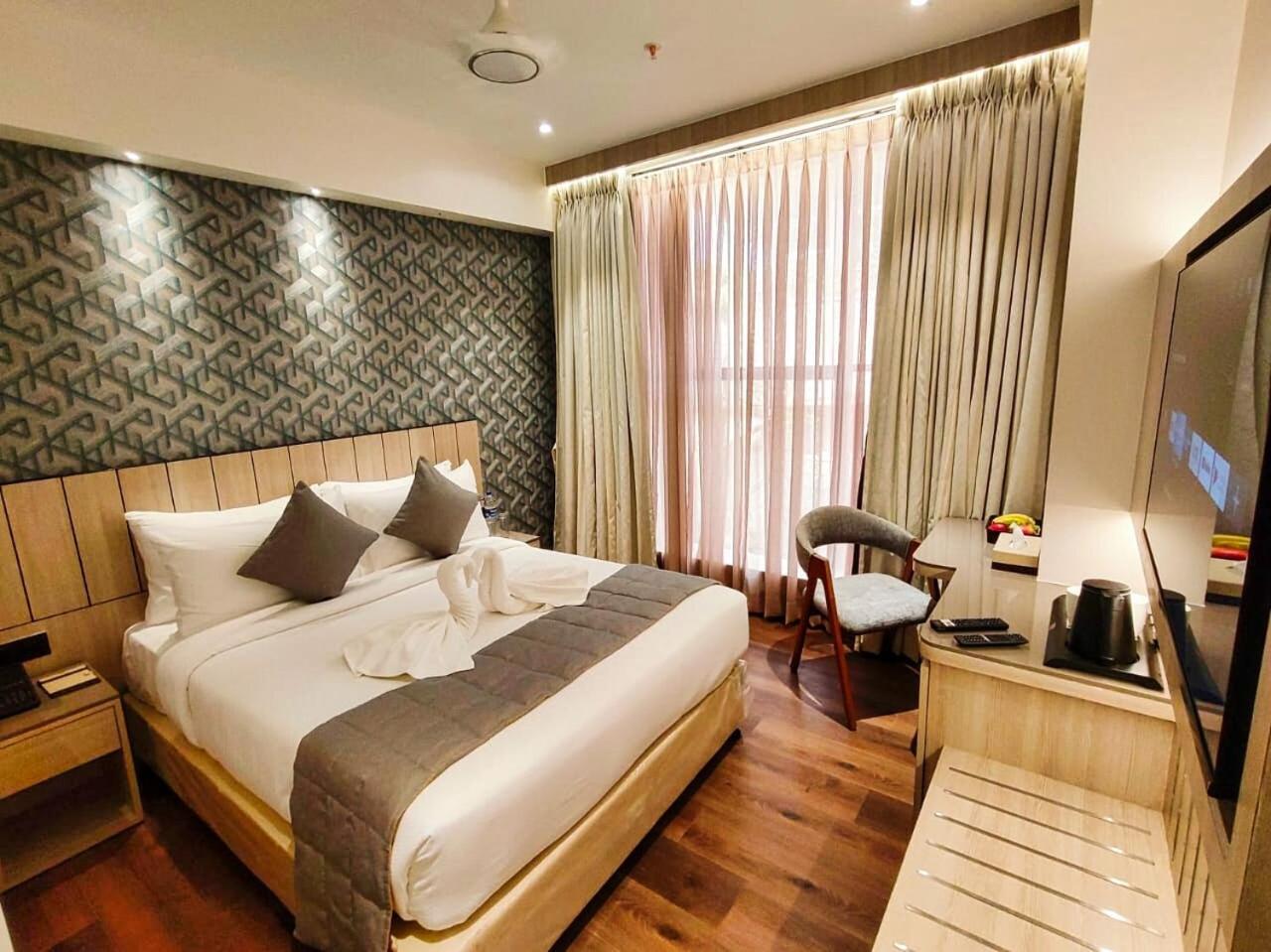 Maxxvalue Hotel Midc - Andheri Bombaj Zewnętrze zdjęcie